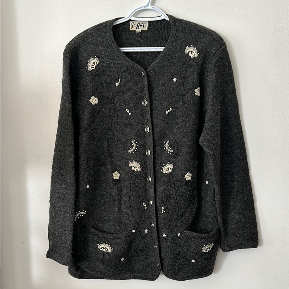 GRAFFITI Gray flower Embellished Women's 100% wool cardigan vintage